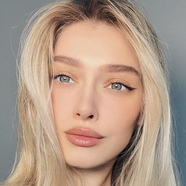 Iris Gray | 6 Months