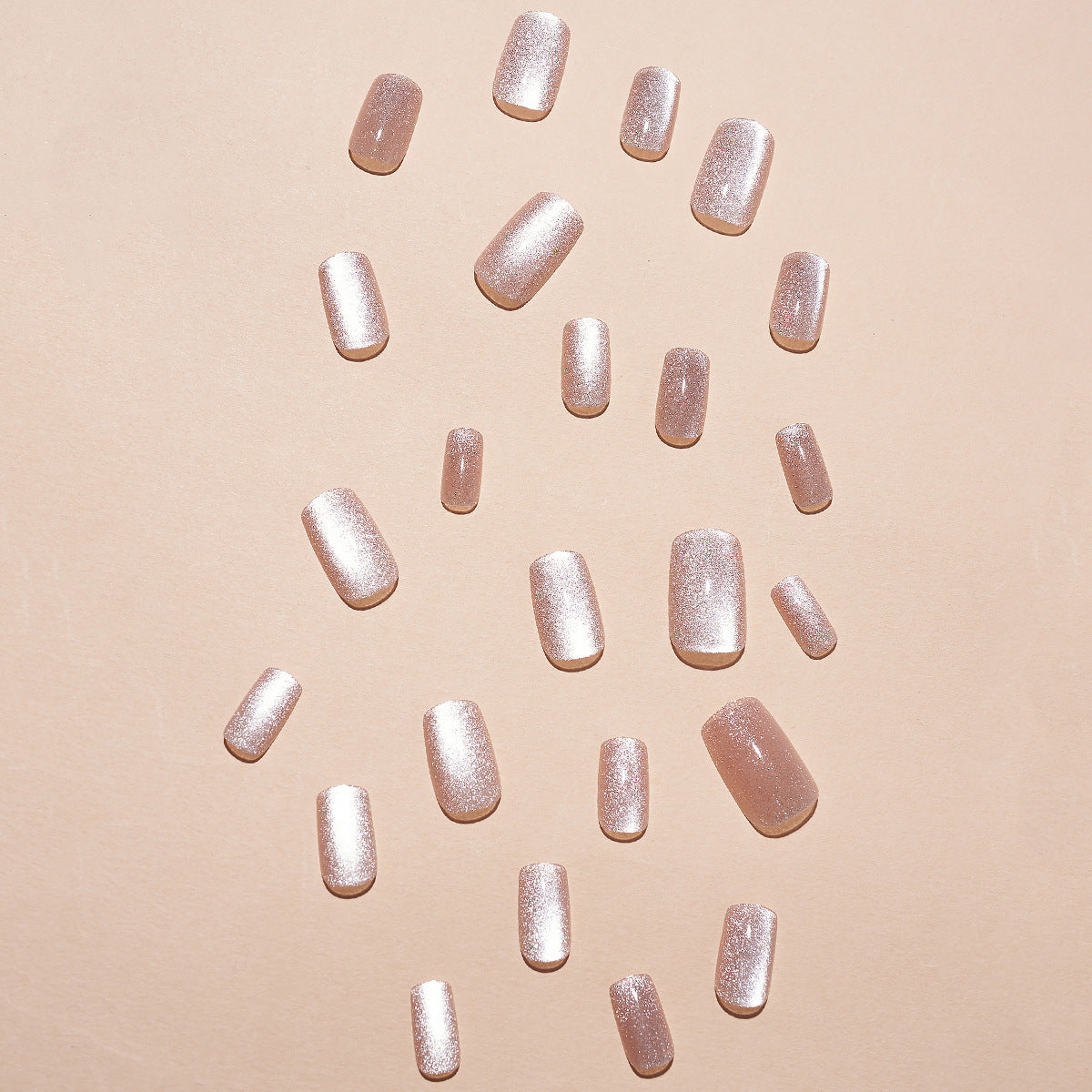 EYESFAV Pink Gleam Nails