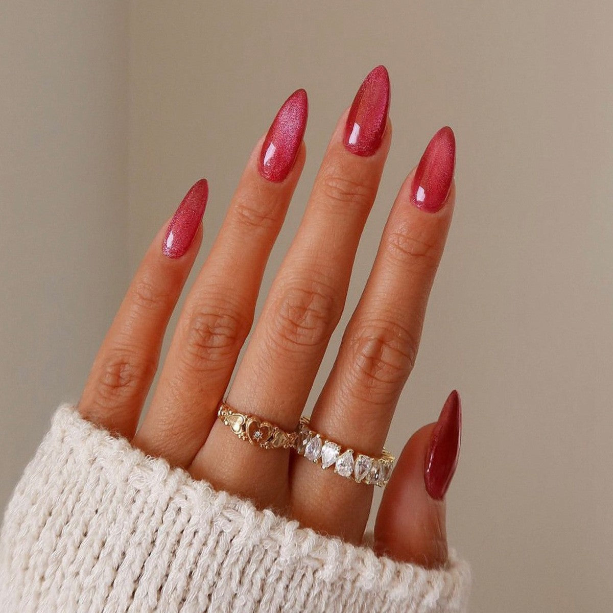 EYESFAV Rosy Gleam Nails