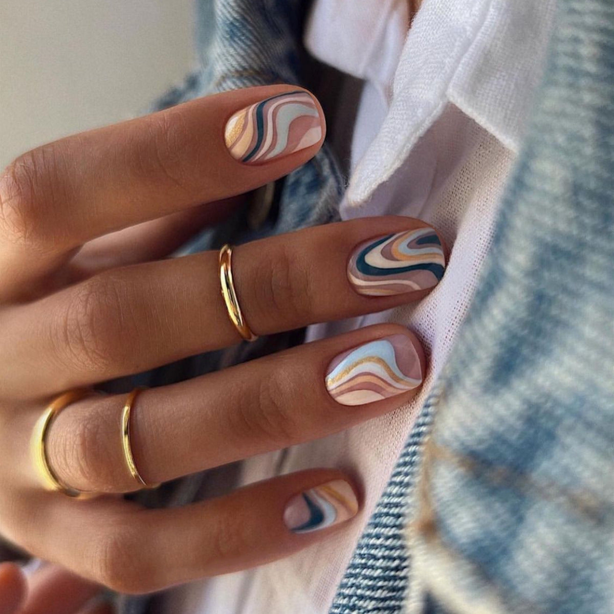 EYESFAV Ceramic Swirl Nails