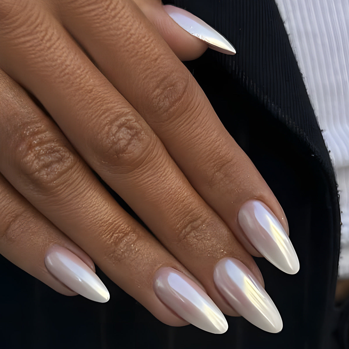 EYESFAV Silver Edge Nails